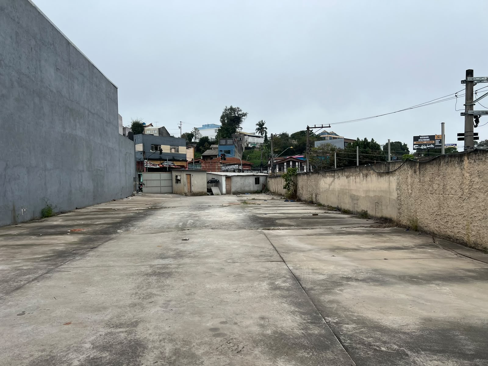 Terreno Amplo